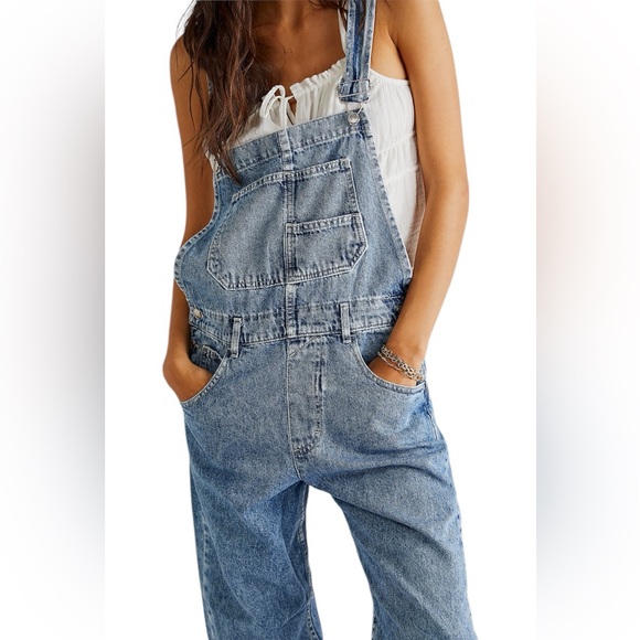 NWT FP We The Free Bibs. Ziggy Denim Overall Straight Leg. Sz. M - Picture 4 of 16